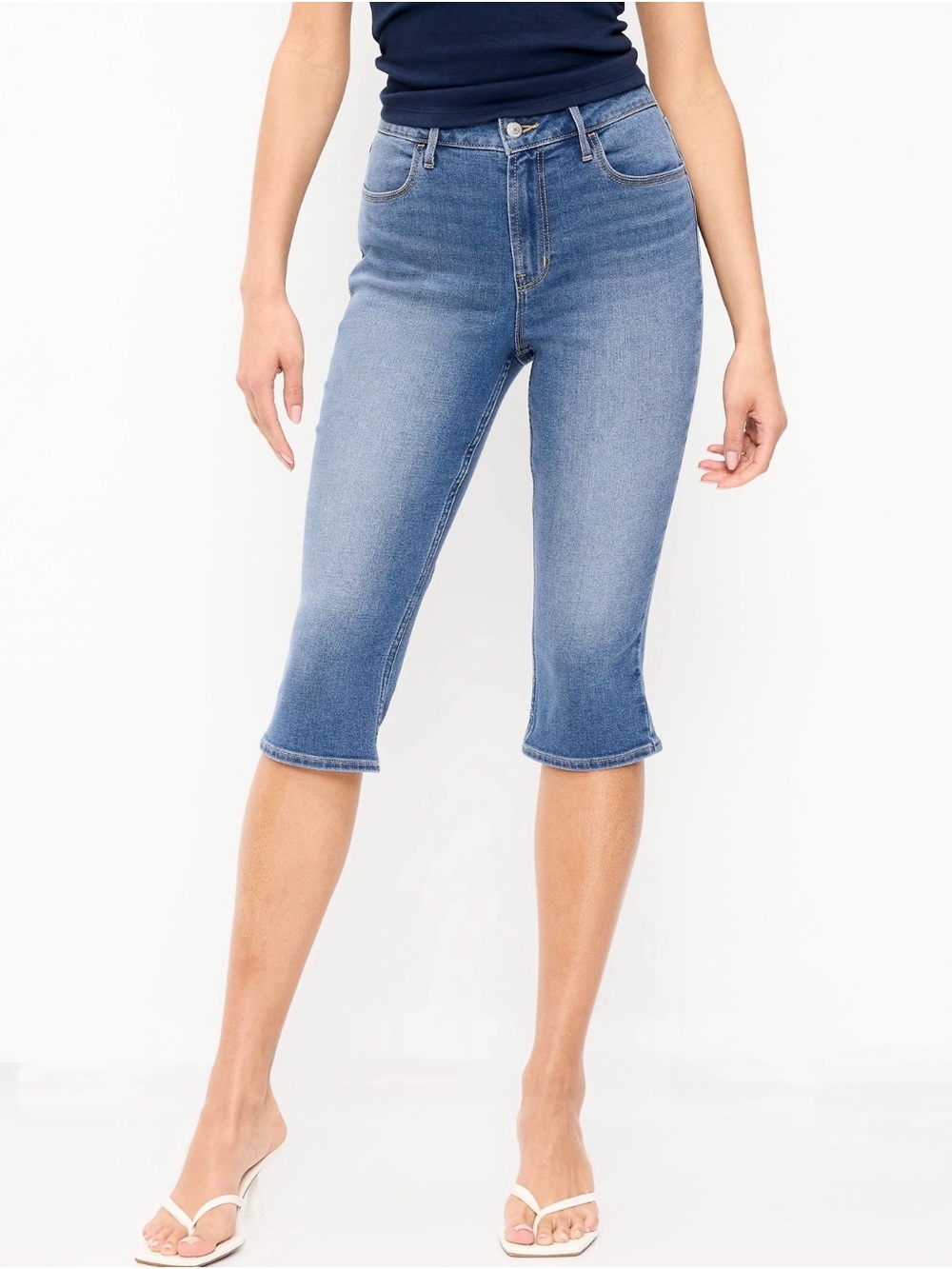 Old Navy High Rise Denim Capri in Medium Blue Wash